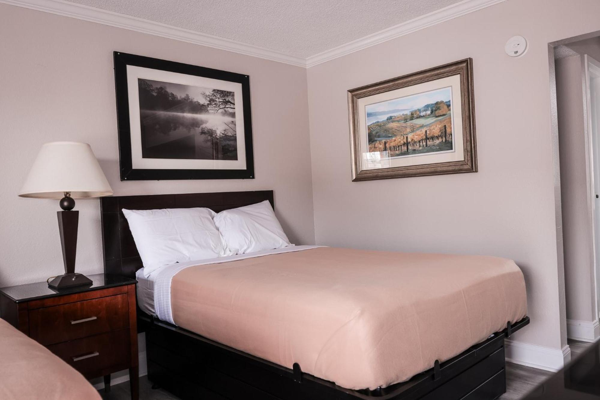 Riverside Inn & Suites By Oyo Danville Ceaser Casino Eksteriør billede