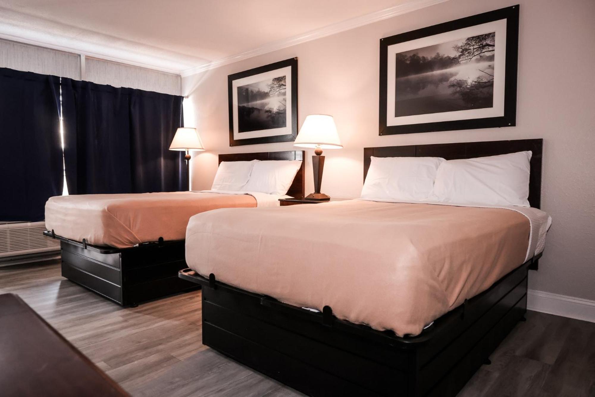 Riverside Inn & Suites By Oyo Danville Ceaser Casino Eksteriør billede